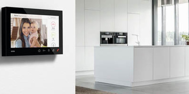 Gira Wohnungsstation bei Elektrotechnik Kuttenlochner GmbH in Eching-Kronwinkl