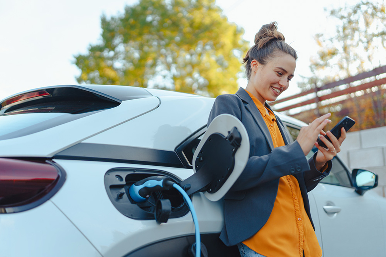 Elektro­mobilität bei Elektrotechnik Kuttenlochner GmbH in Eching-Kronwinkl