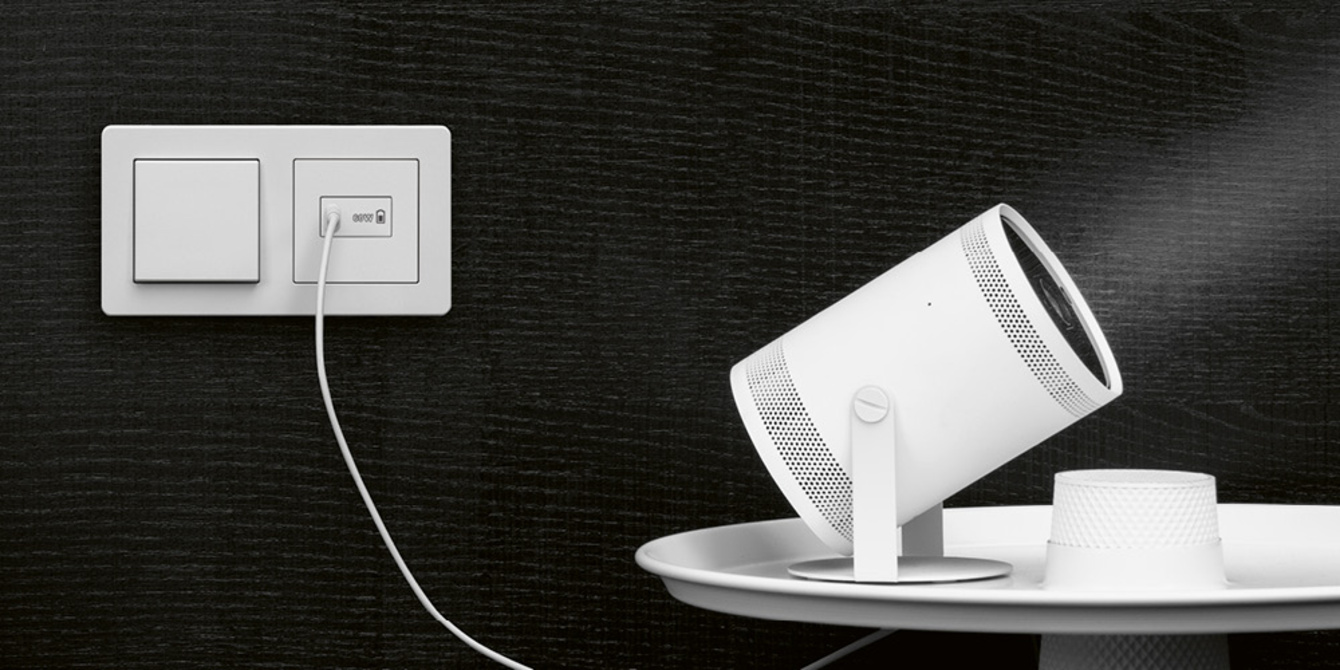 Ladegerät USB PD 60 bei Elektrotechnik Kuttenlochner GmbH in Eching-Kronwinkl